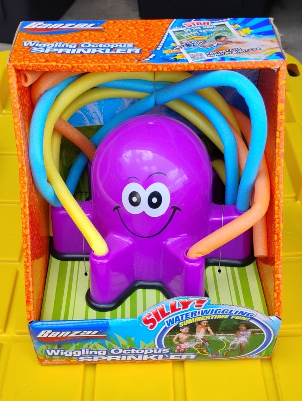 (X-84) New Banzai Purple Silly Wiggling Octopus Sprinkler for Kids